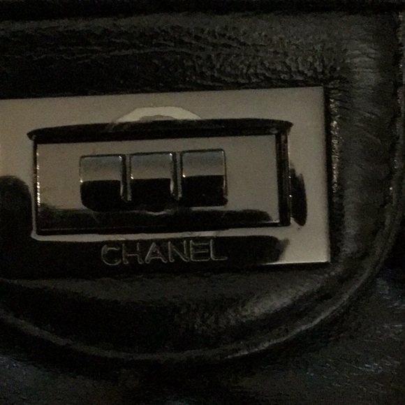 Designer Inspired Black Quilted Re-Issue Bag - Picture 8 of 8